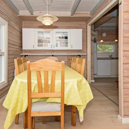 Vakantiehuis 6 Person Holiday In