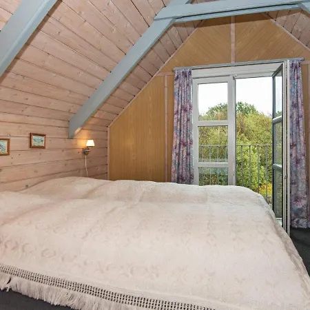 6 Person Holiday In *