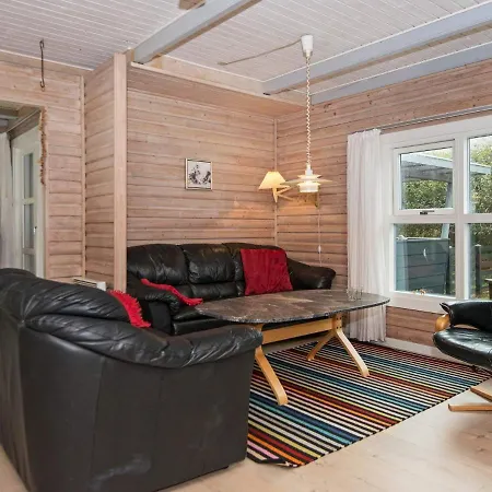 Vakantiehuis 6 Person Holiday In *